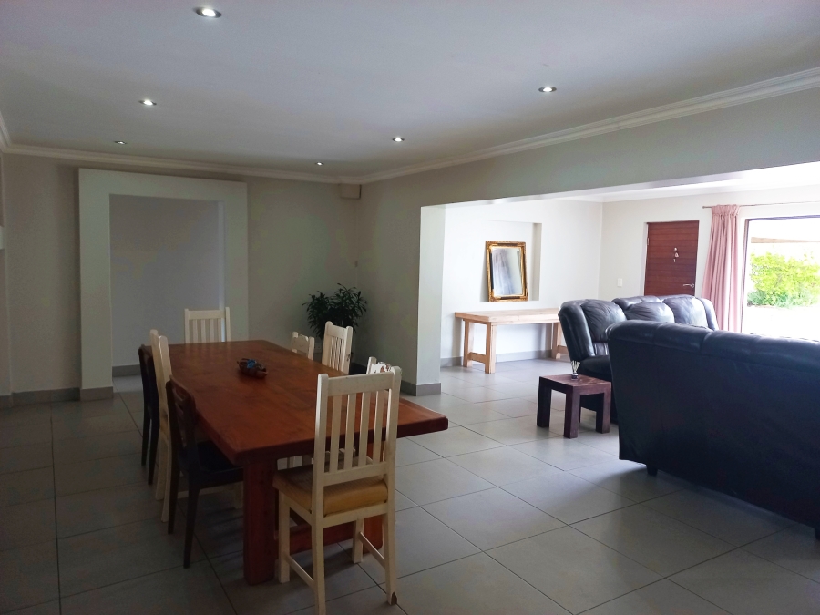 5 Bedroom Property for Sale in The Village Western Cape